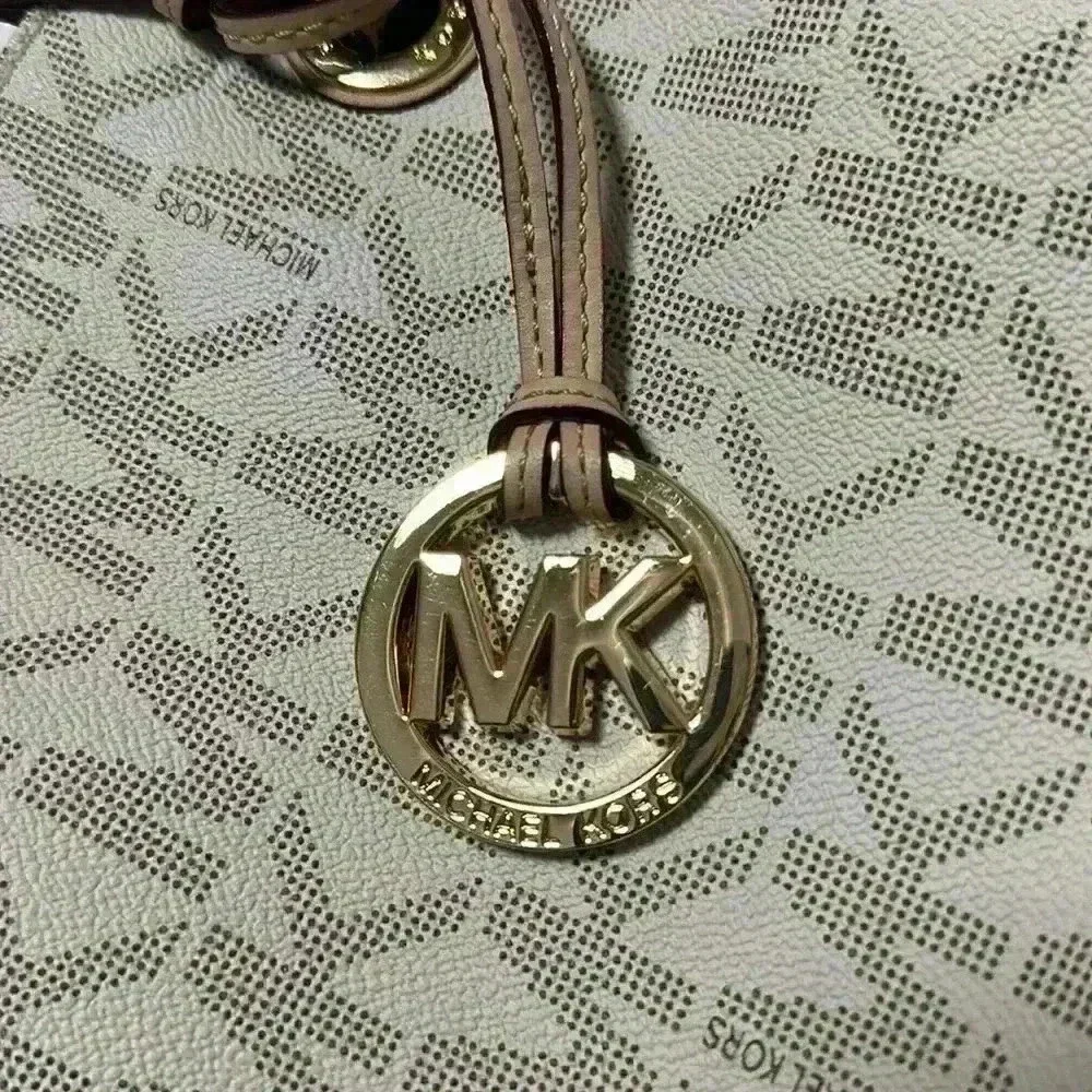 Michael Kors Tote